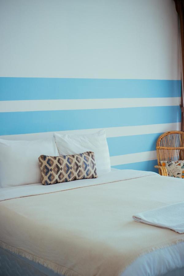 Roemah Renjana Bandung Bed and Breakfast Eksteriør billede