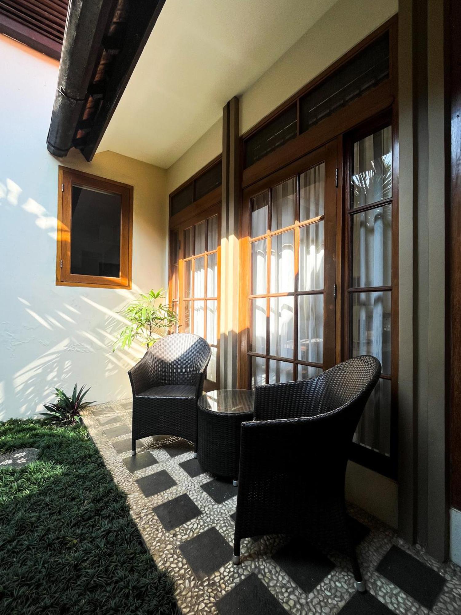 Roemah Renjana Bandung Bed and Breakfast Eksteriør billede